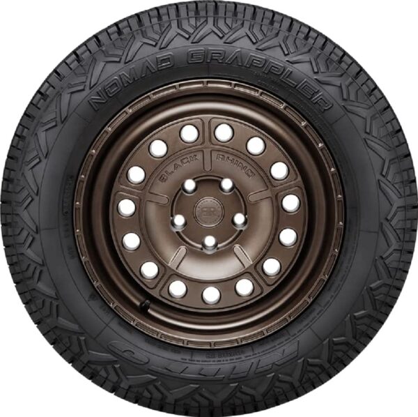 Nitto 215/65R17XL 103T NOMAD GRAPPLER