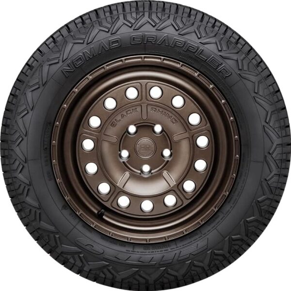 Nitto 225/65R17 106H XL NOMAD GRAPPLER BW