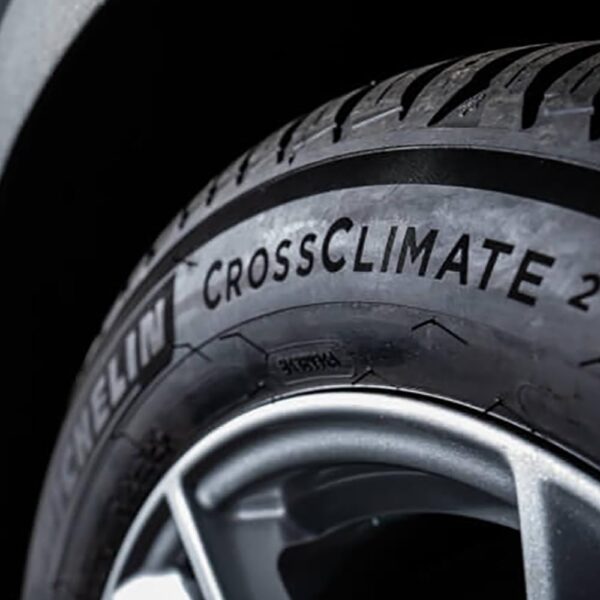 Michelin CrossClimate2, All-Season Car Tire, SUV, CUV - 225/65R17 102H