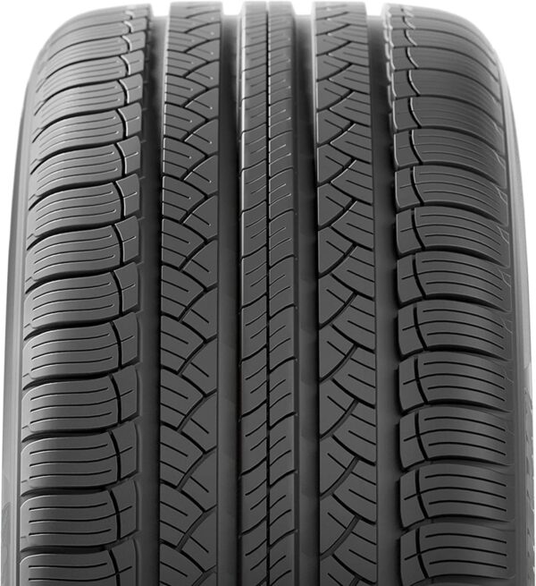 MICHELIN Latitude Tour HP All Season Radial Car Tire for SUVs and Crossovers, 245/60R18 105H