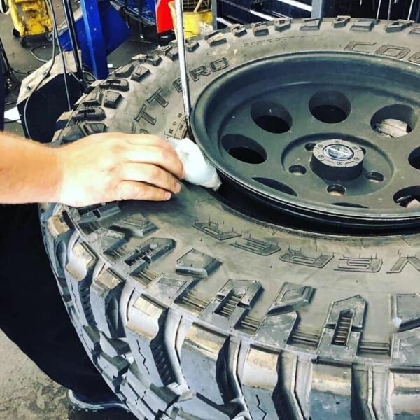 Counteract 8OZ-B4 Centrifugal Force Tire/Wheel Balancing Beads - Off-Road Vehicles, Light/Medium Duty Truck Tires, (4) 8oz Balance Bead Bags, (4) Valve Caps and Cores
